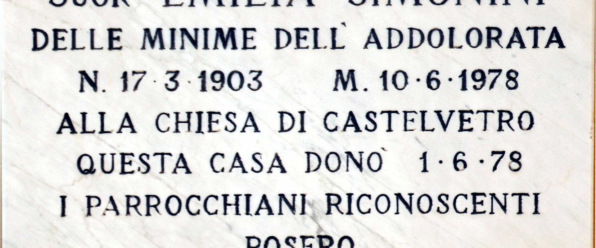 Lapide a Suor Emilia Simonini (Castelvetro di Modena) foto di Mongolo1984